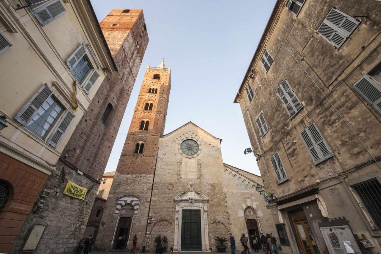 Nicoletta Rivieraholiday Albenga Exterior foto